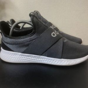 Adidas women’s pure motion gray run Ning shoes sneakers